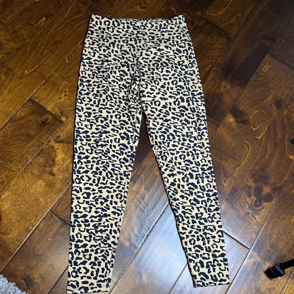 Small Leopard 🐆 leggings - Picture 1 of 4